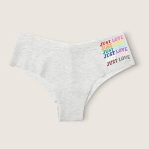 Victoria’s Secret Pink No Show Seamless Cheekster Panty Underwear. NWT